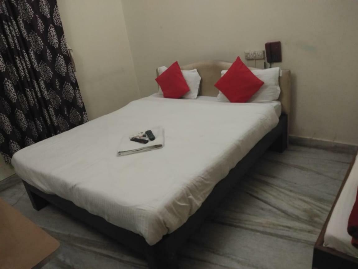 Raviz Inn Kalkuta Zewnętrze zdjęcie