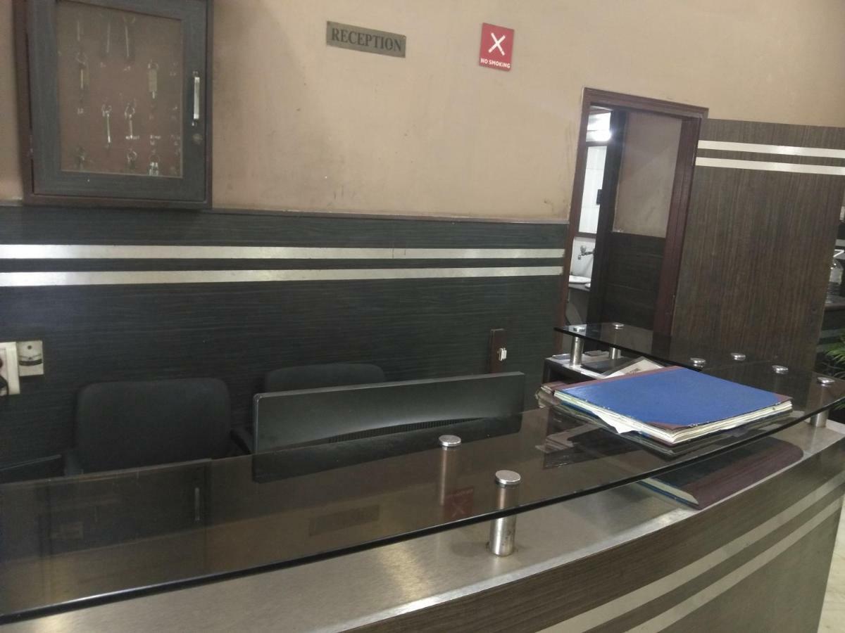 Raviz Inn Kalkuta Zewnętrze zdjęcie